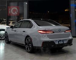 بي ام دبليو الفئة 7